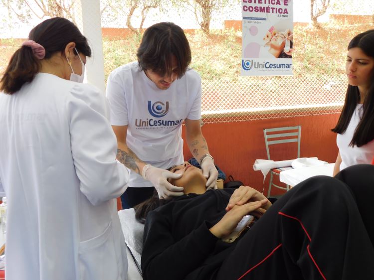 Feira de profissões Assis 2024 12          