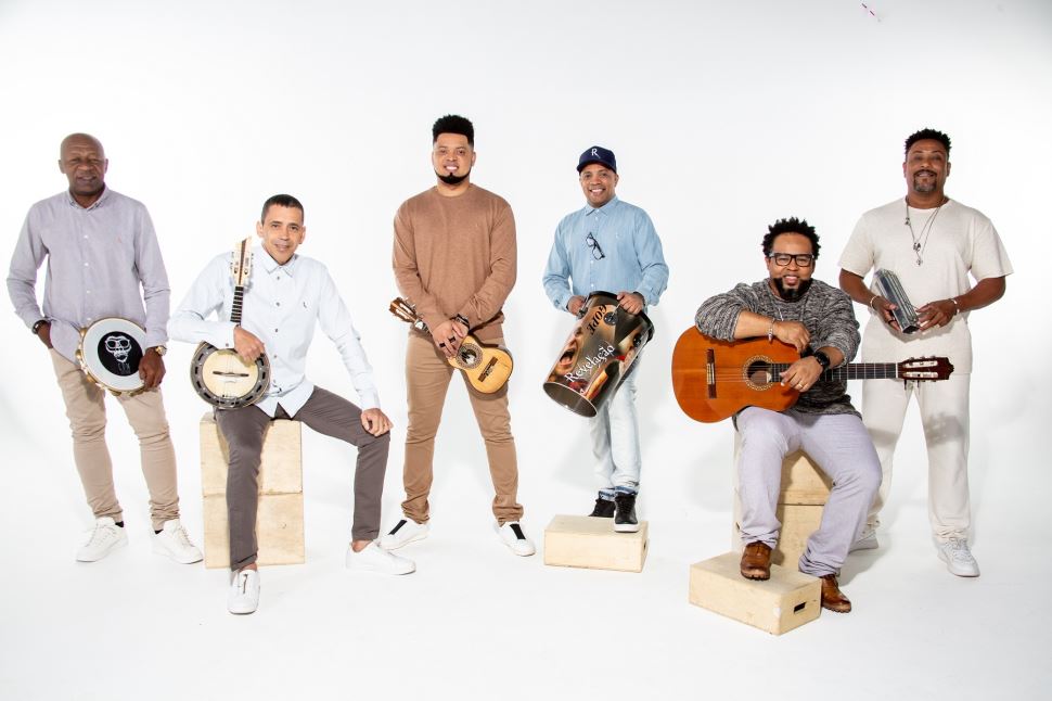 Grupo Revelação faz show gratuito no Sesi Piracicaba 