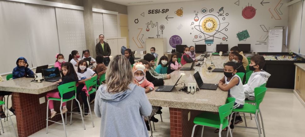 Escola Sesi de Epitácio oferece curso gratuito de Robótica para alunos da rede municipal