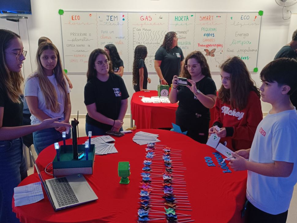 Escola SESI de Regente Feijó realiza IV Mostra de Robótica e Ciências com foco em sustentabilidade e inovação 