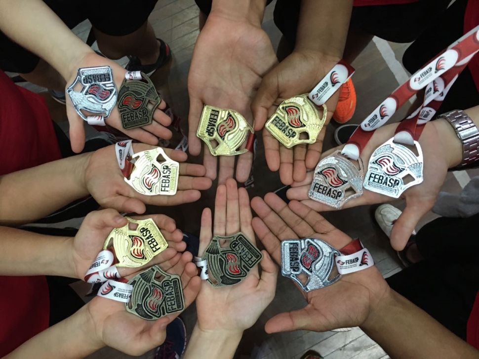 Equipe de Treinamento de Badminton do SESI Presidente Prudente conquista 11 medalhas em Campeonato Estadual