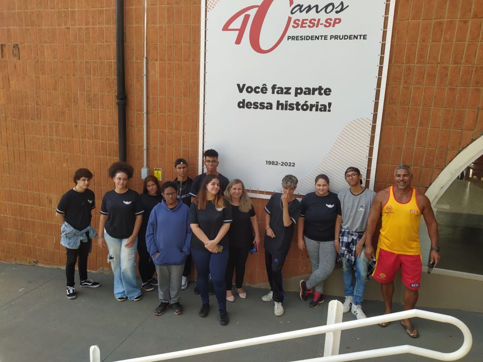 Sesi Furquim recebe visita de alunos da escola estadual Tannel Abbud 
