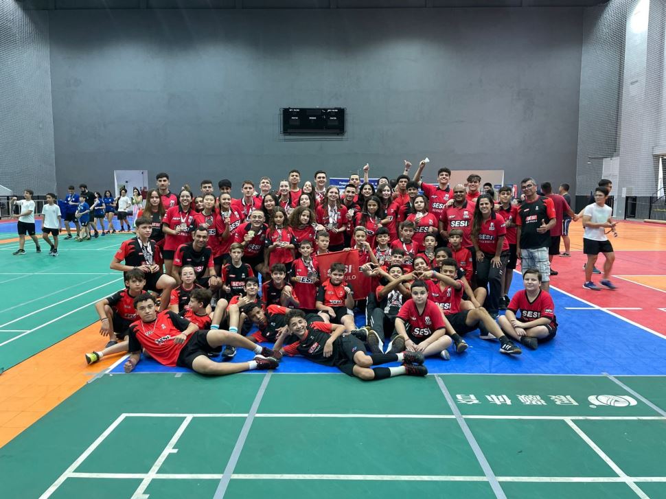 Em Mogi das Cruzes, Badminton do Sesi Prudente conquista 31 medalhas na 4ª etapa estadual