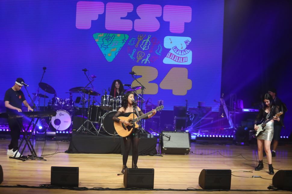 Grupo musical "Salve-se quem puder!" conquista o terceiro lugar no Fest Voz 