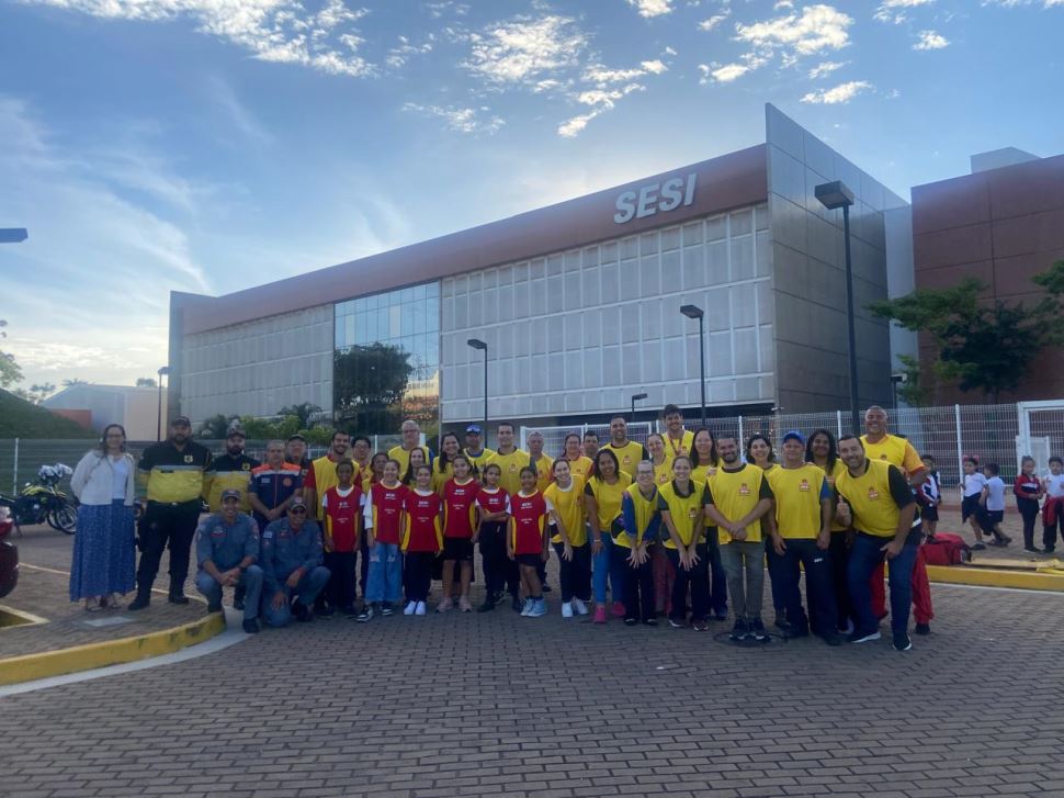 Simulado de abandono predial mobiliza quase mil pessoas no CAT Sesi Presidente Prudente 