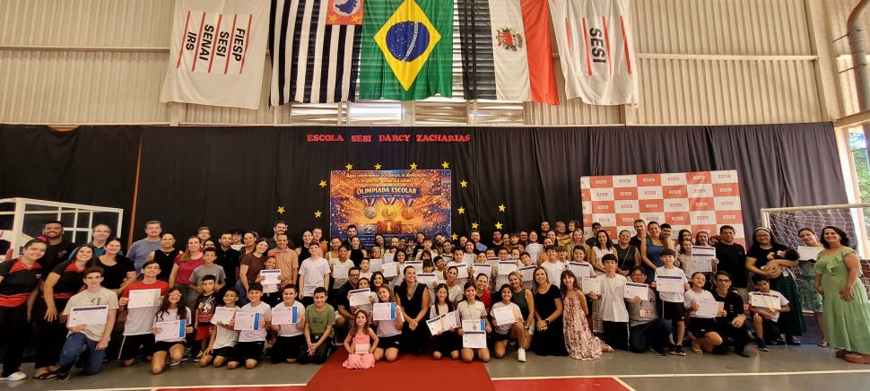 Escola Sesi de Presidente Prudente entrega mais de 250 medalhas e certificados das Olimpíadas do Conhecimento