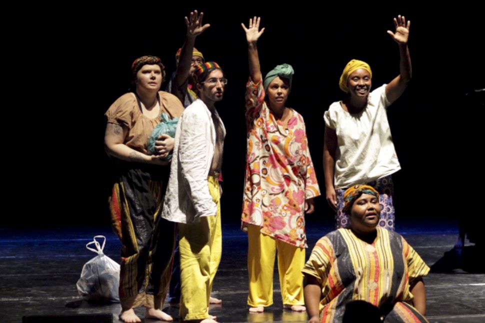 Confira a lista de aprovados no curso Encenação