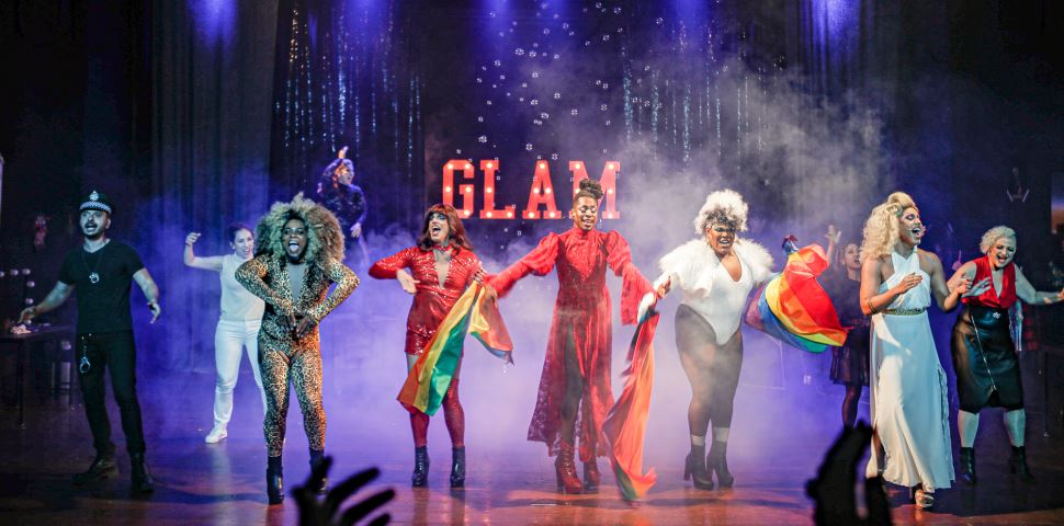 Espetáculo musical GLAM! chega ao Centro Cultural Sesi Campinas