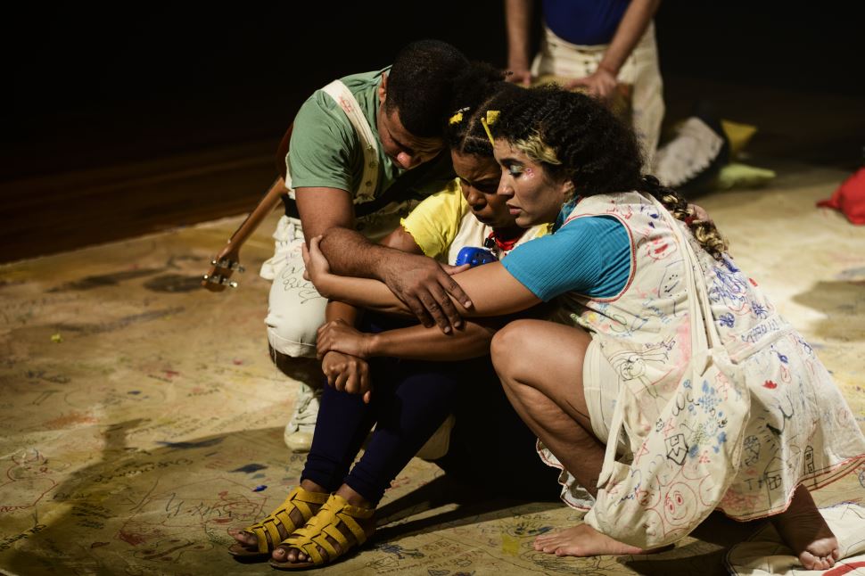 Centro Cultural Sesi Campinas recebe o espetáculo “Borboletas“