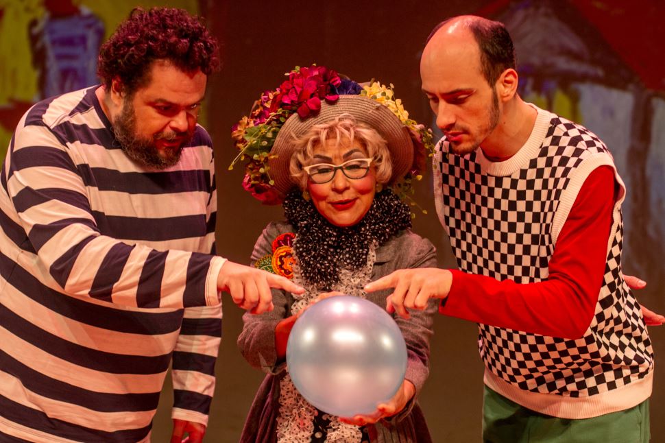 Voz de Vó: Uma história lúdica repleta de emoções, humor e e descobertas!