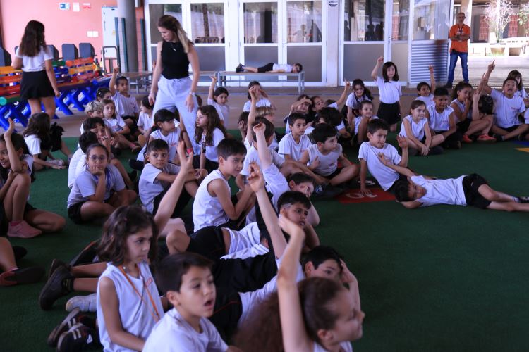 Alunos do segundo ano CE 298