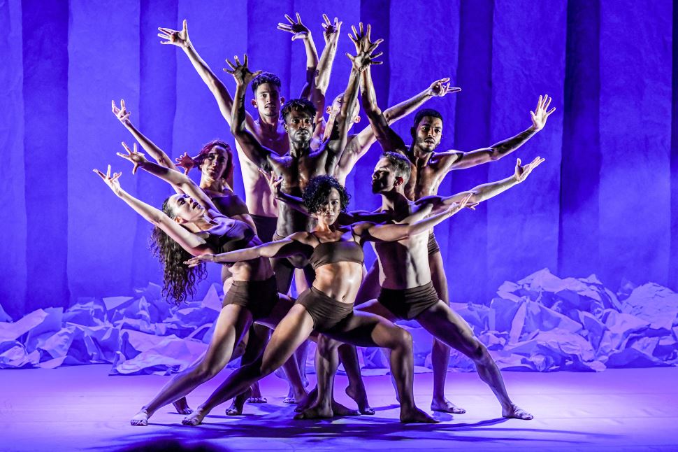 Começaria Tudo Outra Vez: espetáculo de dança celebra a essência do amor nas relações