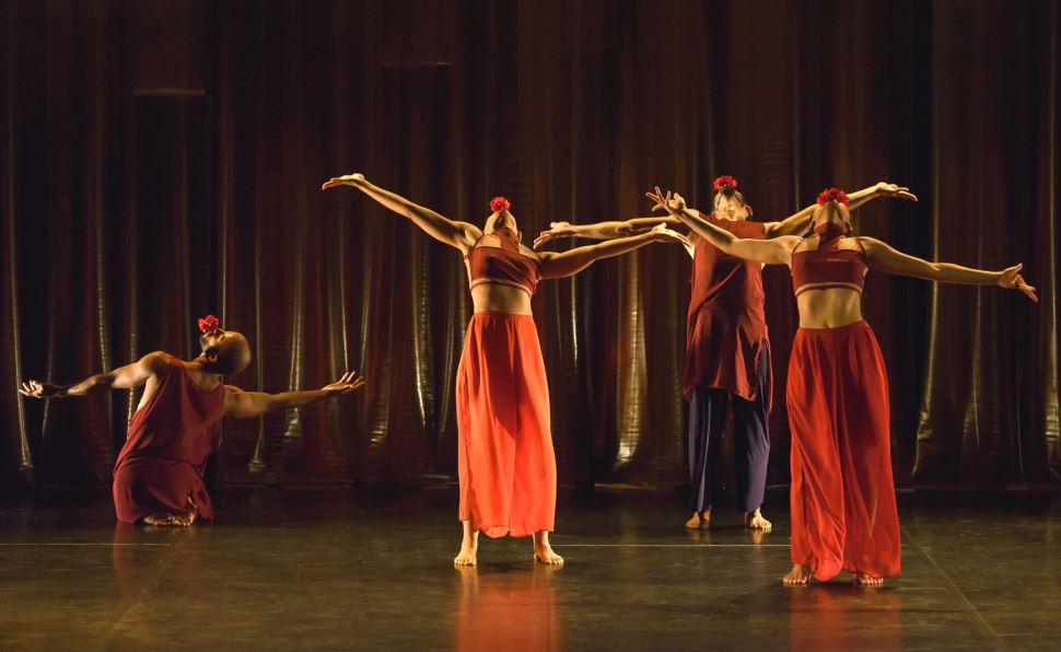 Agenda cultural tem espetáculo de dança e contação de histórias