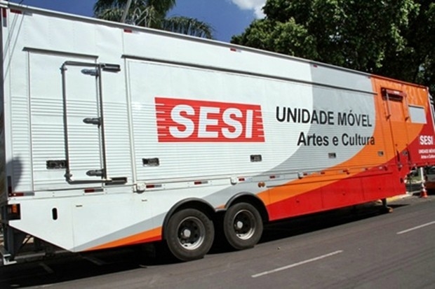 Unidade Móvel de Artes e Cultura do SESI oferece atividades culturais para população de Rio Claro e Ipeúna