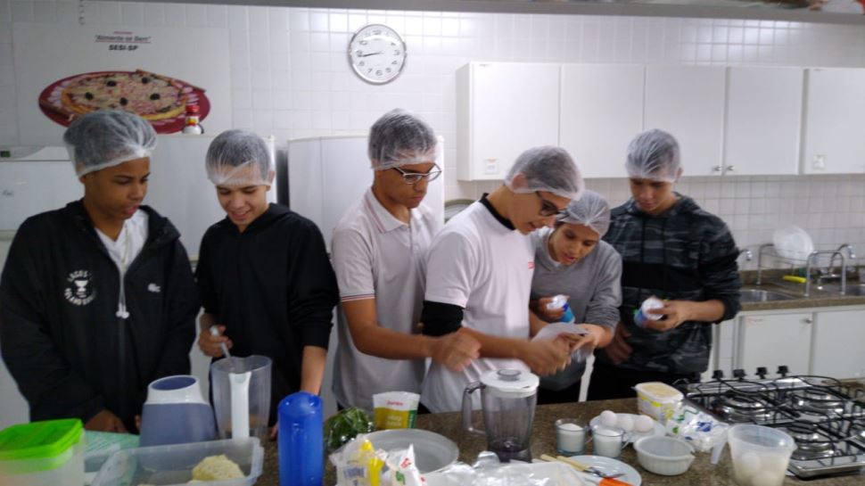 CENTRO EDUCACIONAL SESI RIO CLARO TRABALHA O TEMA ESTRESSE COM ALUNOS 