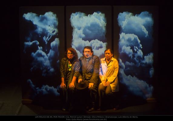 ESPETÁCULO MUSICAL DISCUTE OPRESSÕES DIANTE DO FUTURO 