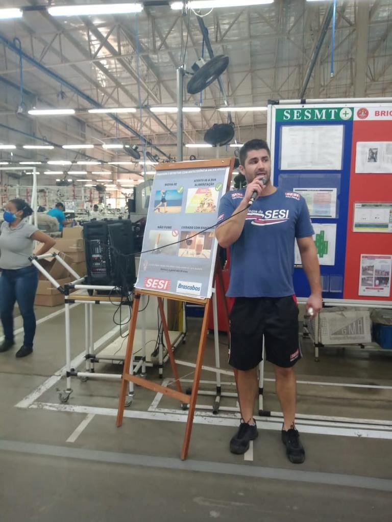 Cuidados e prevenção ao câncer de próstata foram tema das atividades do SESI Ginástica na Empresa no mês de novembro