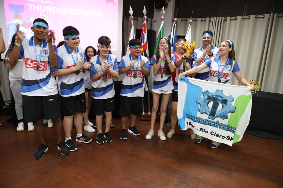 Equipe do Sesi Rio Claro vence torneio de robótica e avança para etapa nacional