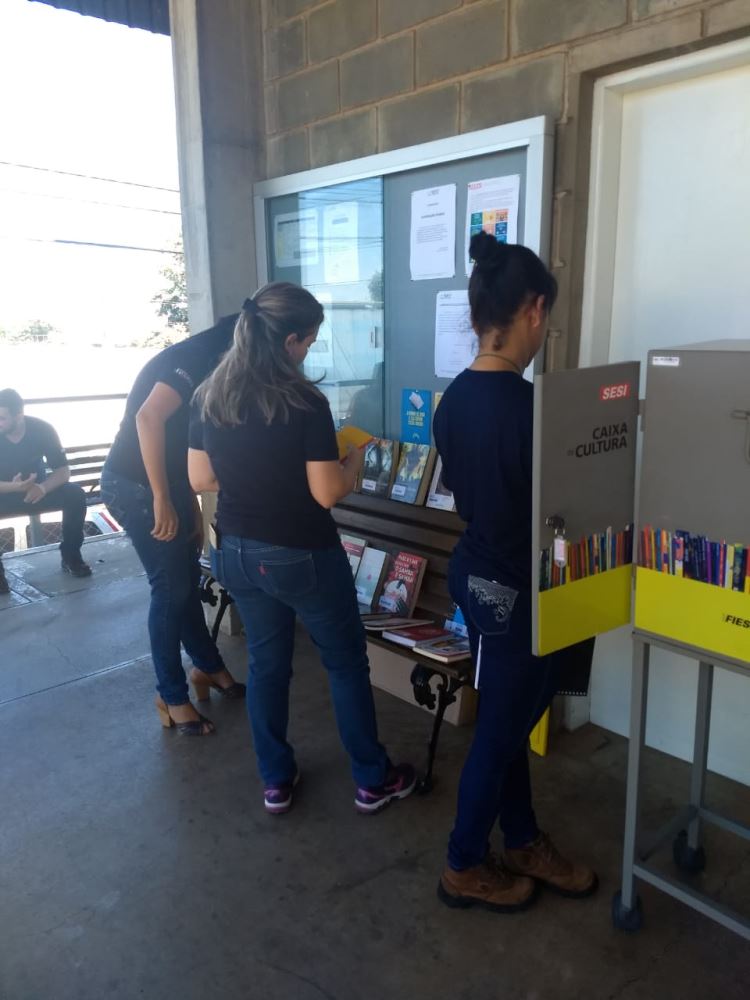 Mediação de leitura e exposição na Texfyt 