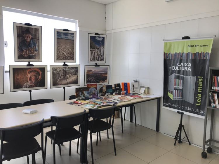 Mediação de leitura e exposição na Microbiol em Limeira 