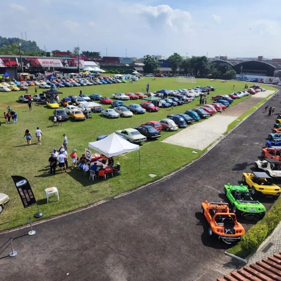 Sesi de Santos recebe encontro de carros antigos neste sábado