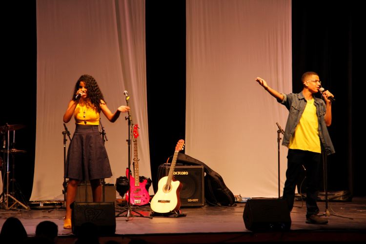 Abertura - Festival de Música Autoral 