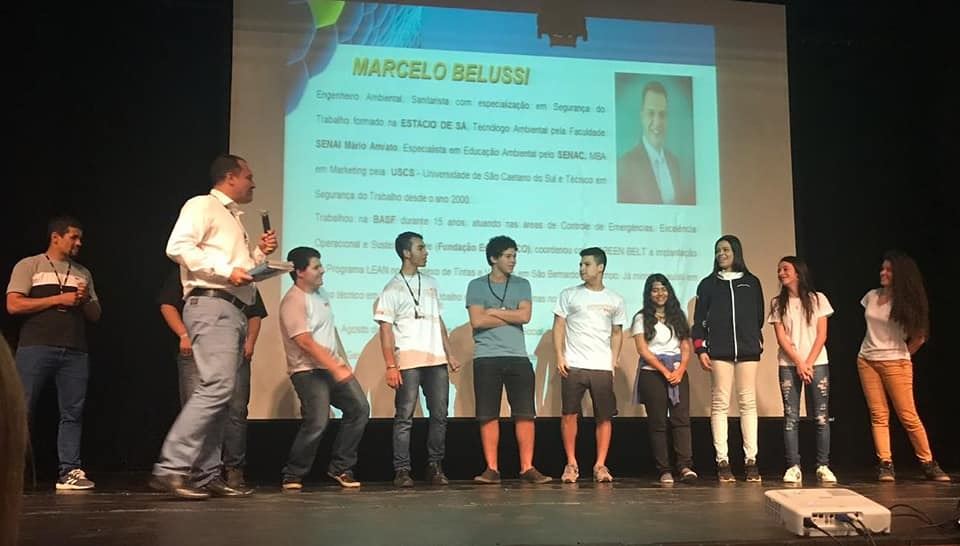 Cerca de 200 estudantes do ensino médio participaram do Ciclo de Profissões