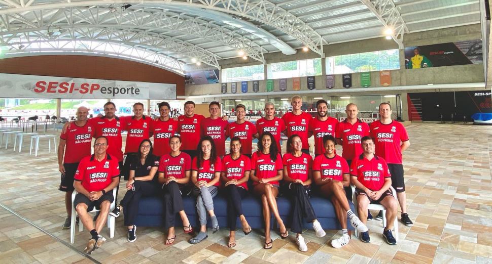 Natação do Sesi-SP apresenta sua equipe absoluta para a temporada 2022