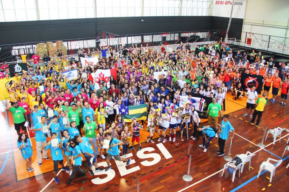 Etapa regional do Torneio de Robótica realizado no Sesi São Bernardo premia estudantes e classifica equipes para fase nacional