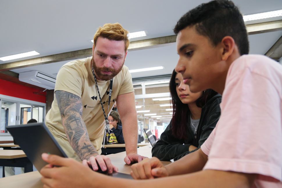 Novas turmas: inscrições abertas para o curso gratuito de programação e robótica na Escola Sesi São Bernardo 