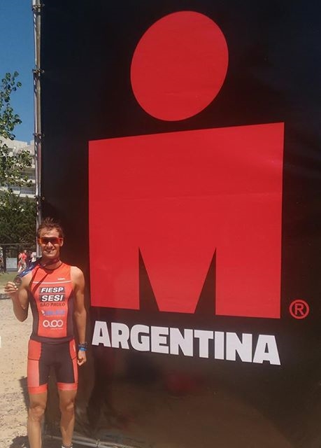 Reinaldo Colucci no ironman 70.3 em Buenos Aires