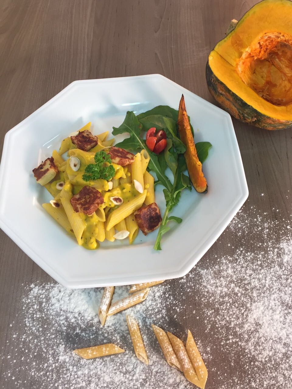 Penne ao Molho de Abobora Cabotiã preparado por Danilo Ciriaco