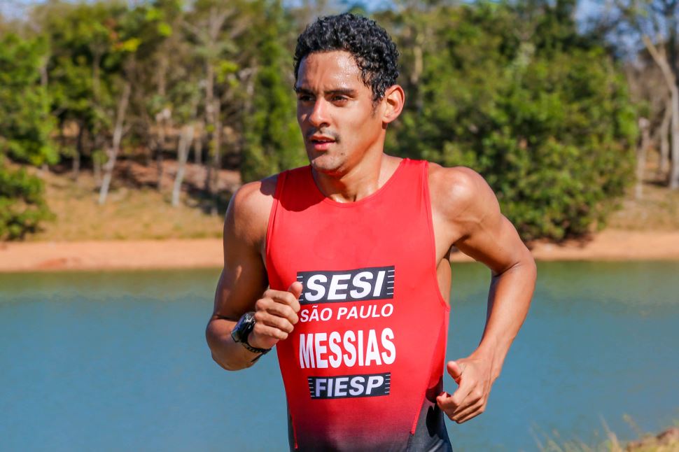 Manoel Messias é eleito Melhor Atleta de Triathlon do Ano pelo Prêmio Brasil Olímpico