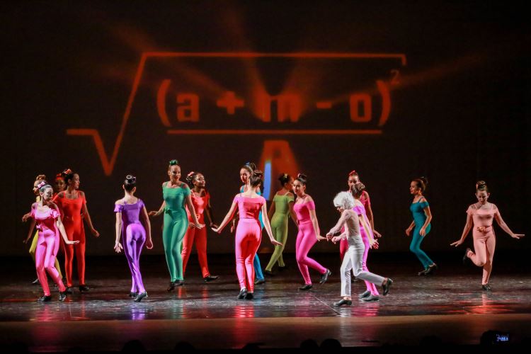 SESI-SP Festival de Dança - Atemporal SESI São Carlos