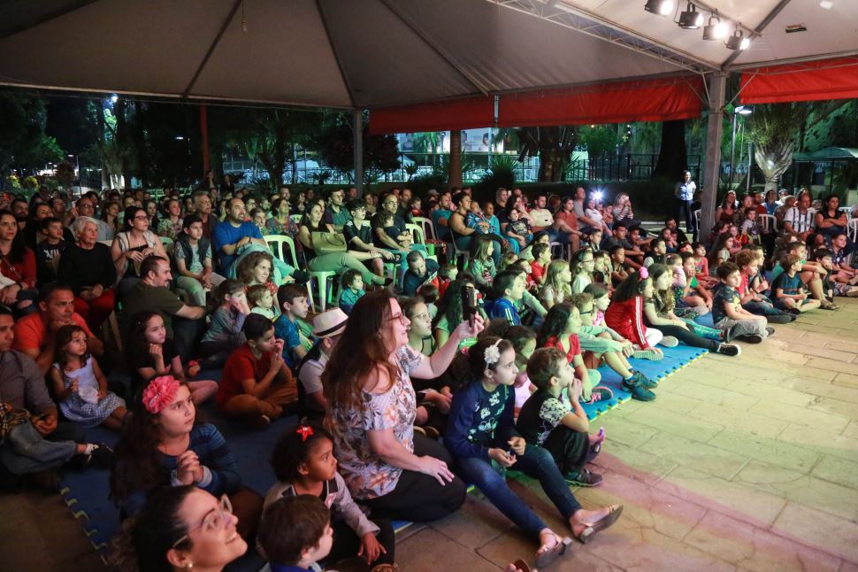 Veja as fotos do espetáculo De Lucca Circus Show