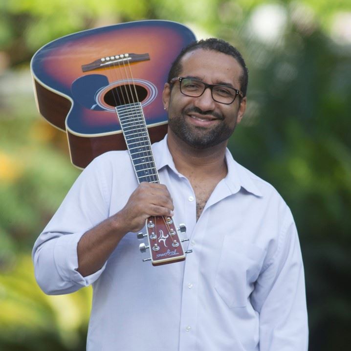 "Lugão - Minhas Canções" se apresenta no SESI São Carlos