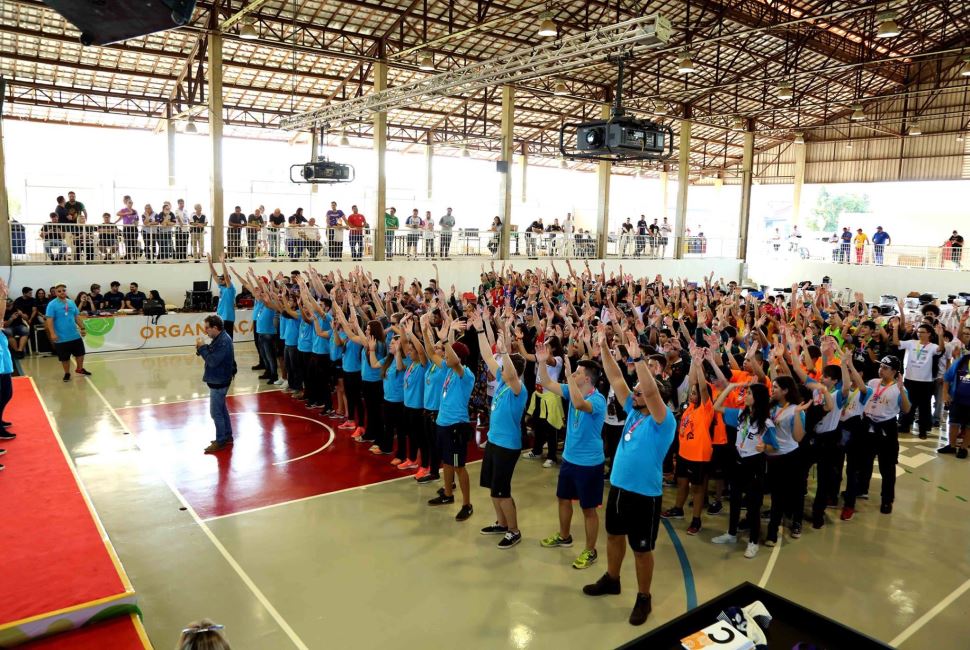 Alunos do SESI-SP vão à Tailândia para participar do maior torneio de robótica do mundo