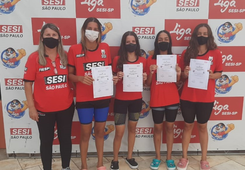 Atletas do Sesi São José do Rio Preto são selecionadas para participar do Campeonato Paulista Infantil de Natação