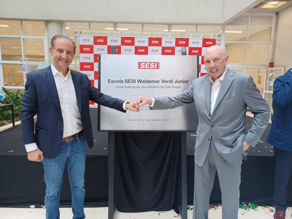 Em São José do Rio Preto, Skaf denomina patronos de escolas do Sesi e do Senai