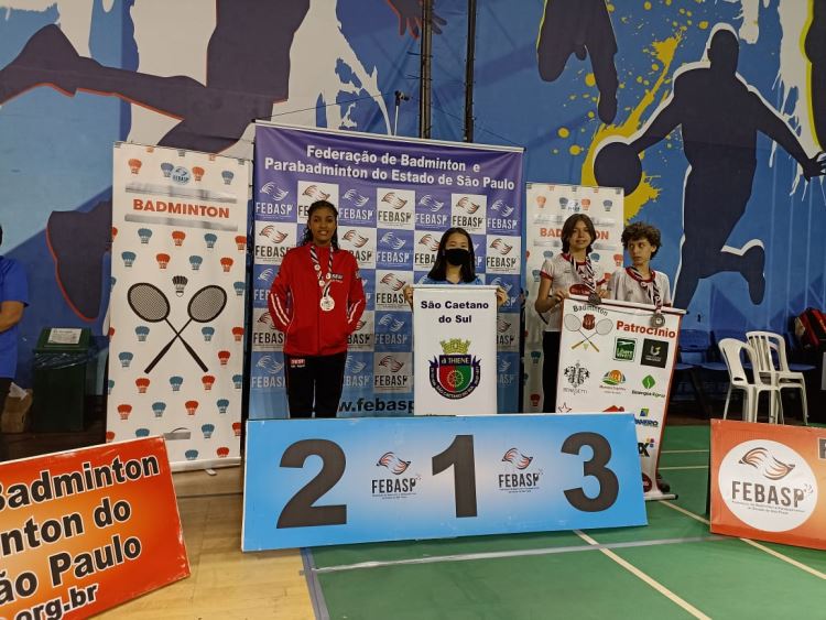 3 etapa estadual badminton 22