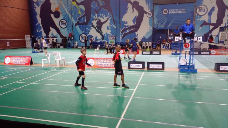 3 etapa estadual badminton 22