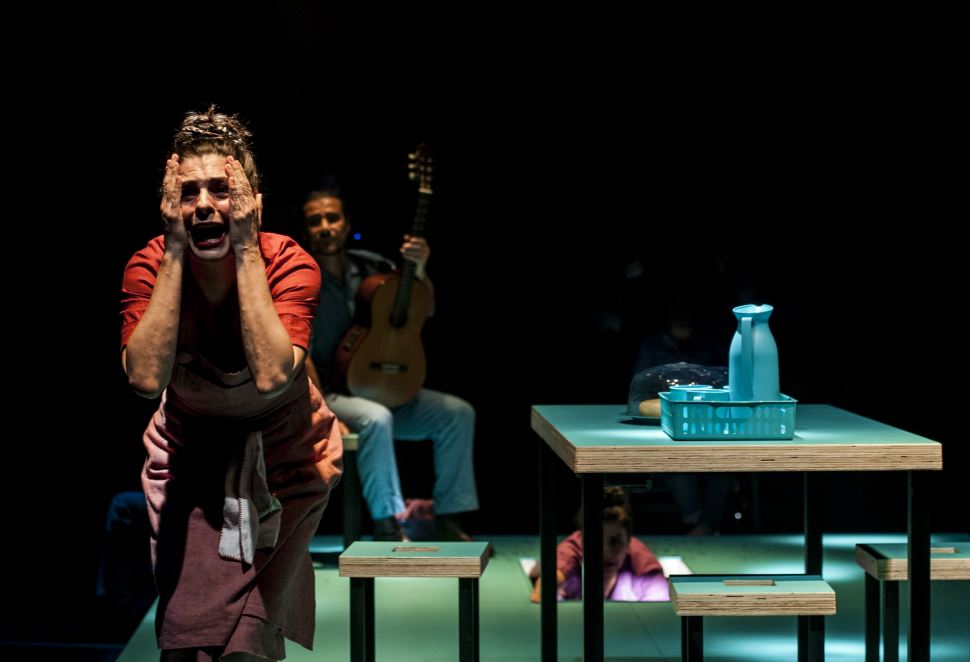 Com Helena Ranaldi, Sesi Rio Preto recebe espetáculo ‘Cordel do Amor Sem Fim’