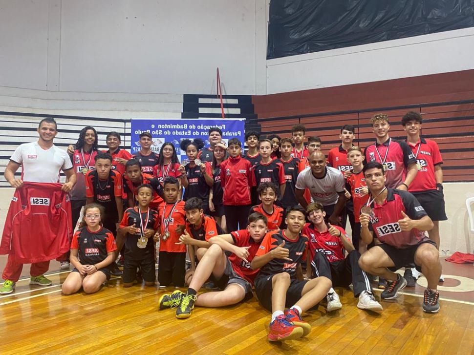 Badminton do Sesi Rio Preto fatura 29 medalhas na última etapa do Campeonato Estadual