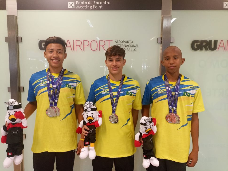 Atletas de Badminton do Sesi Rio Preto são prata e bronze no Campeonato Sul-Americano 2022