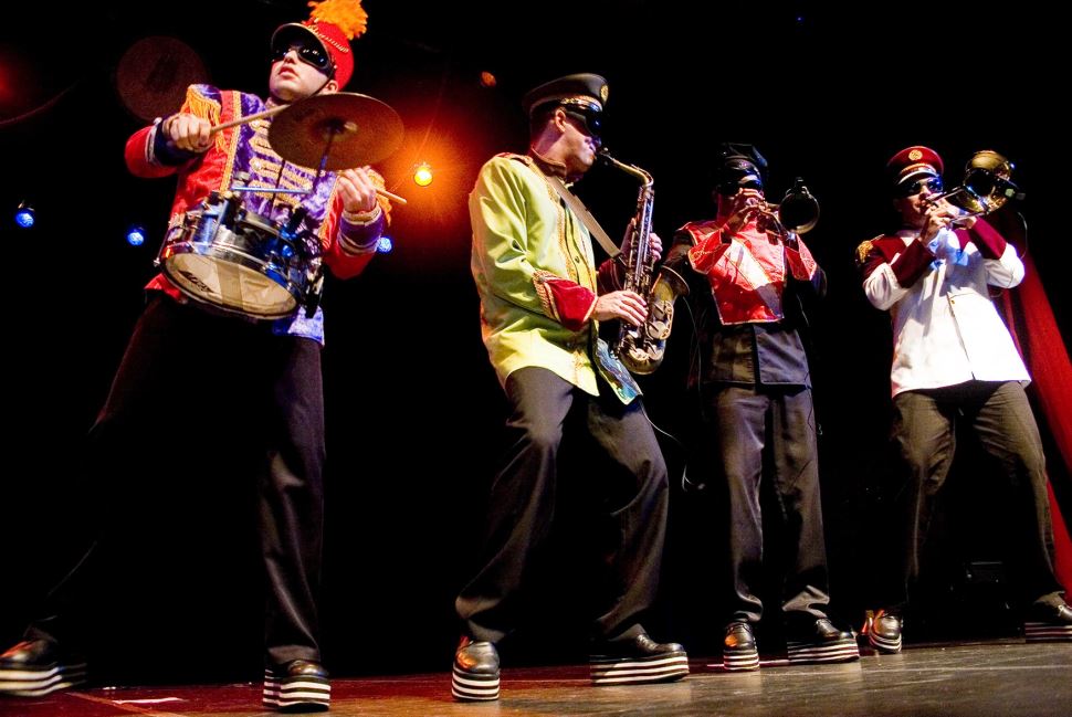 Banda Paralela se apresenta no Sesi Rio Preto neste domingo (02/07)