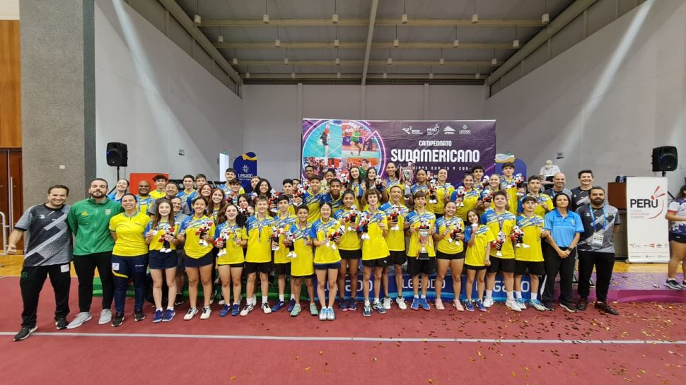 Com atletas do Sesi Rio Preto, Brasil conquista vice-campeonato Sul-Americano de Badminton no Peru
