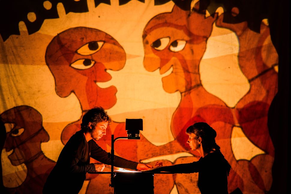 Teatro de sombras sobre a colonização da América é atração no Sesi Rio Preto