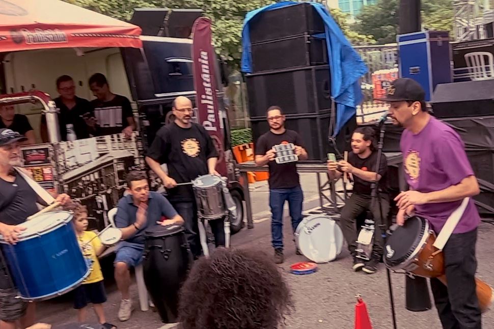 Grupo 'O Som dos Tambores' realiza Roda de Percussão neste domingo (22/10)