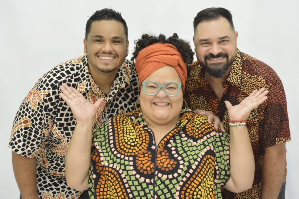 Banda Axé Dona Encrenca apresenta novo show no Sesi Rio Preto