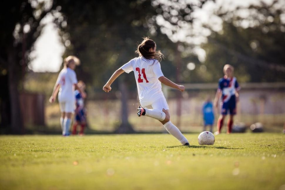 Oportunidades para Meninas: Inscrições Abertas para Aulas de Futebol Feminino no Sesi Rio Preto